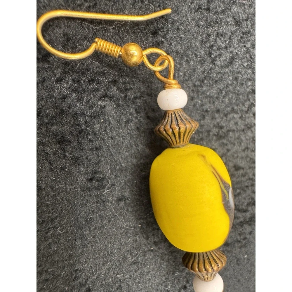 Yellow Glass Bead Dangle Earrings‎ Boho Retro Handmade Vintage